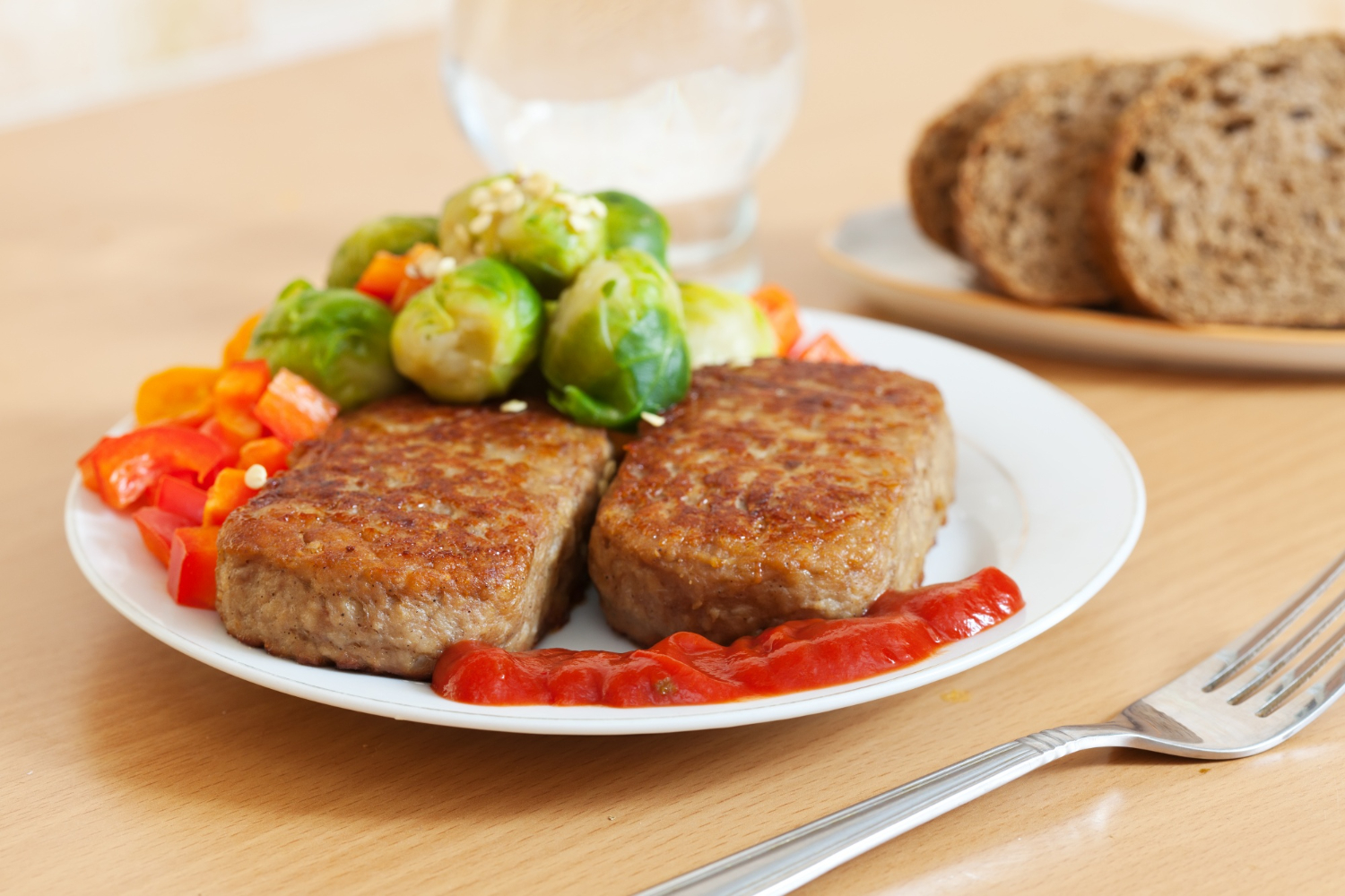 Котлеты не такие вкусные, как хочется? Вот 8 распространенных ошибок в приготовлении