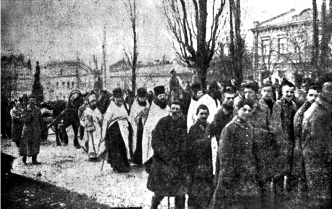 Україна сьогодні вшановує пам'ять Героїв Крут: історичні фото та архівні документи
