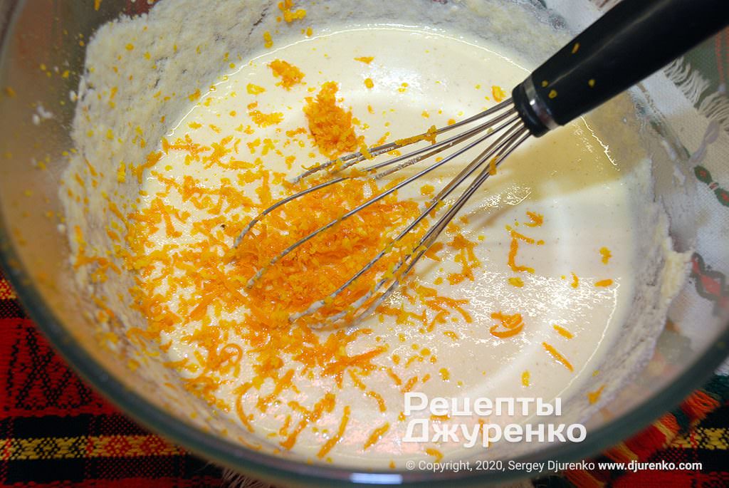 Кулінар поділився простим рецептом манника на кефірі: недорого і фантастично смачно!