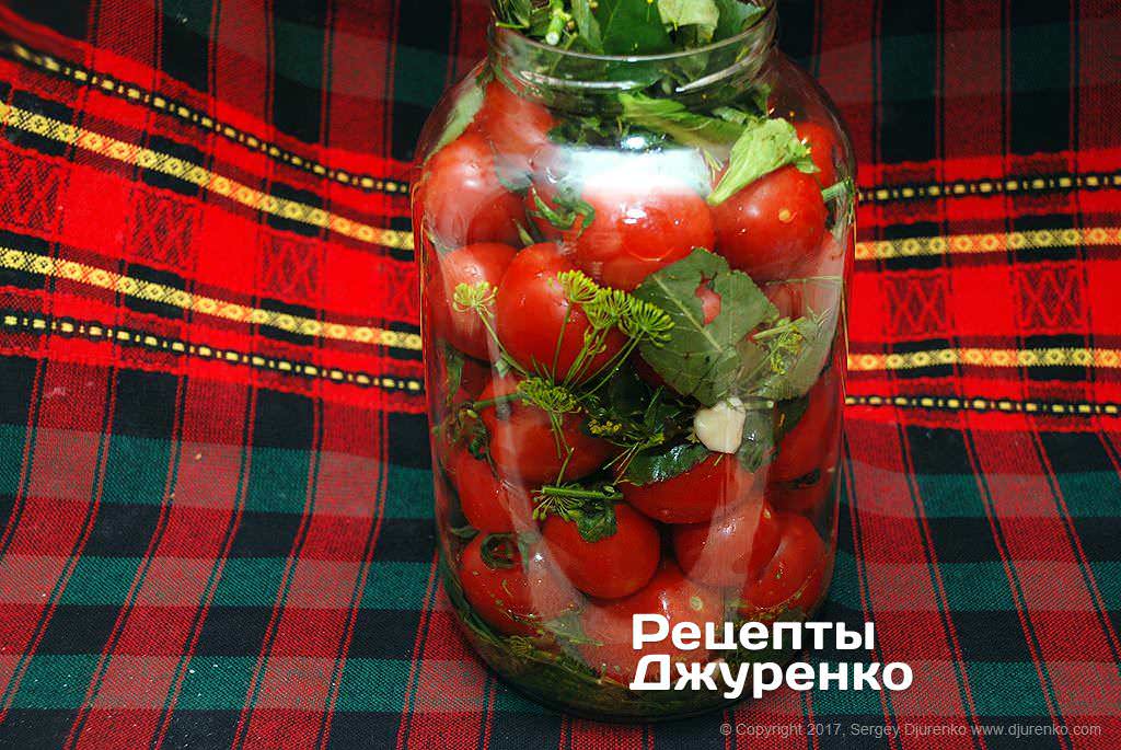 Квашені помідори, які довго зберігаються: розкритий секрет ідеальної закуски!