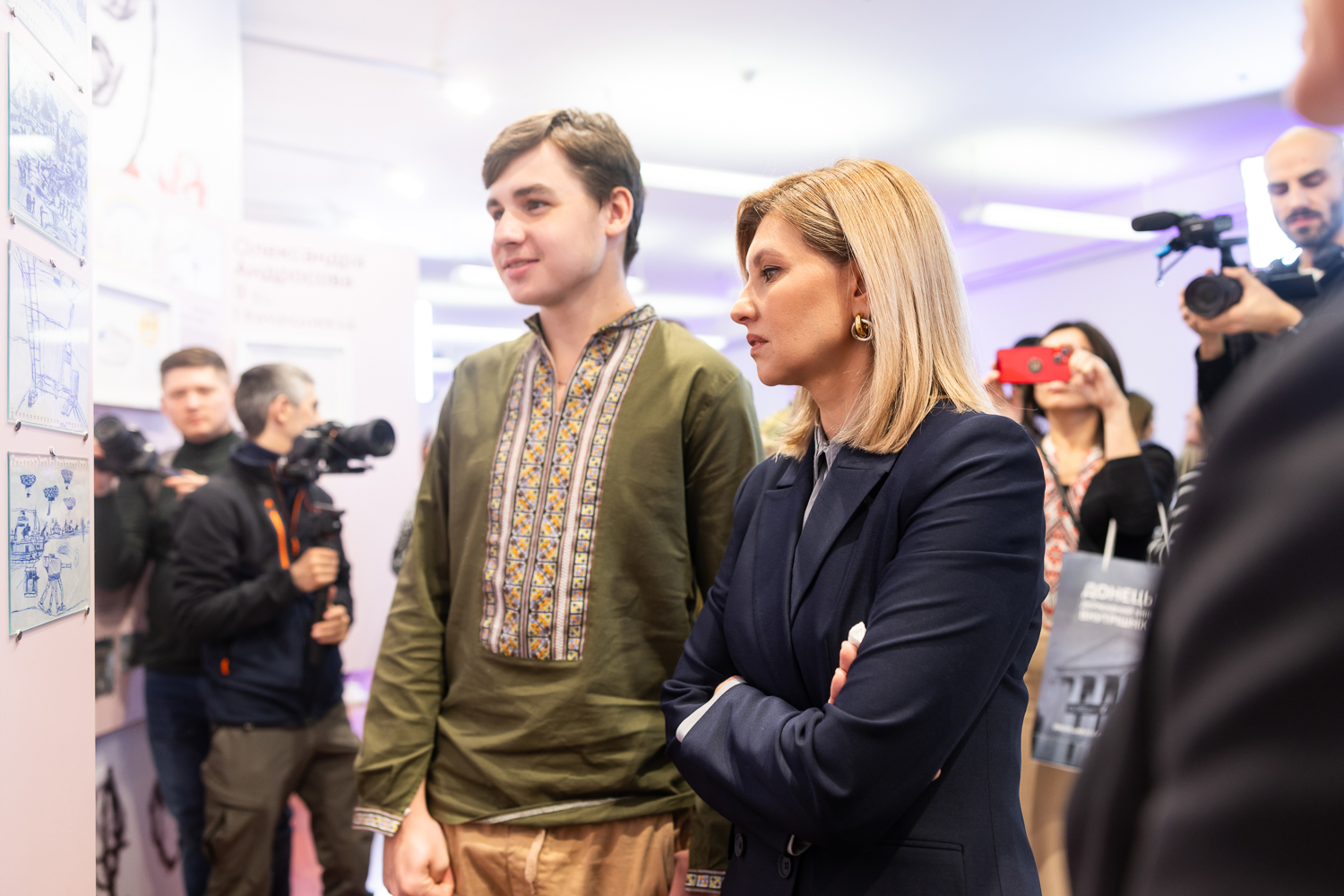 Сдержанность и элегантность: Елена Зеленская поразила дипломатическим образом