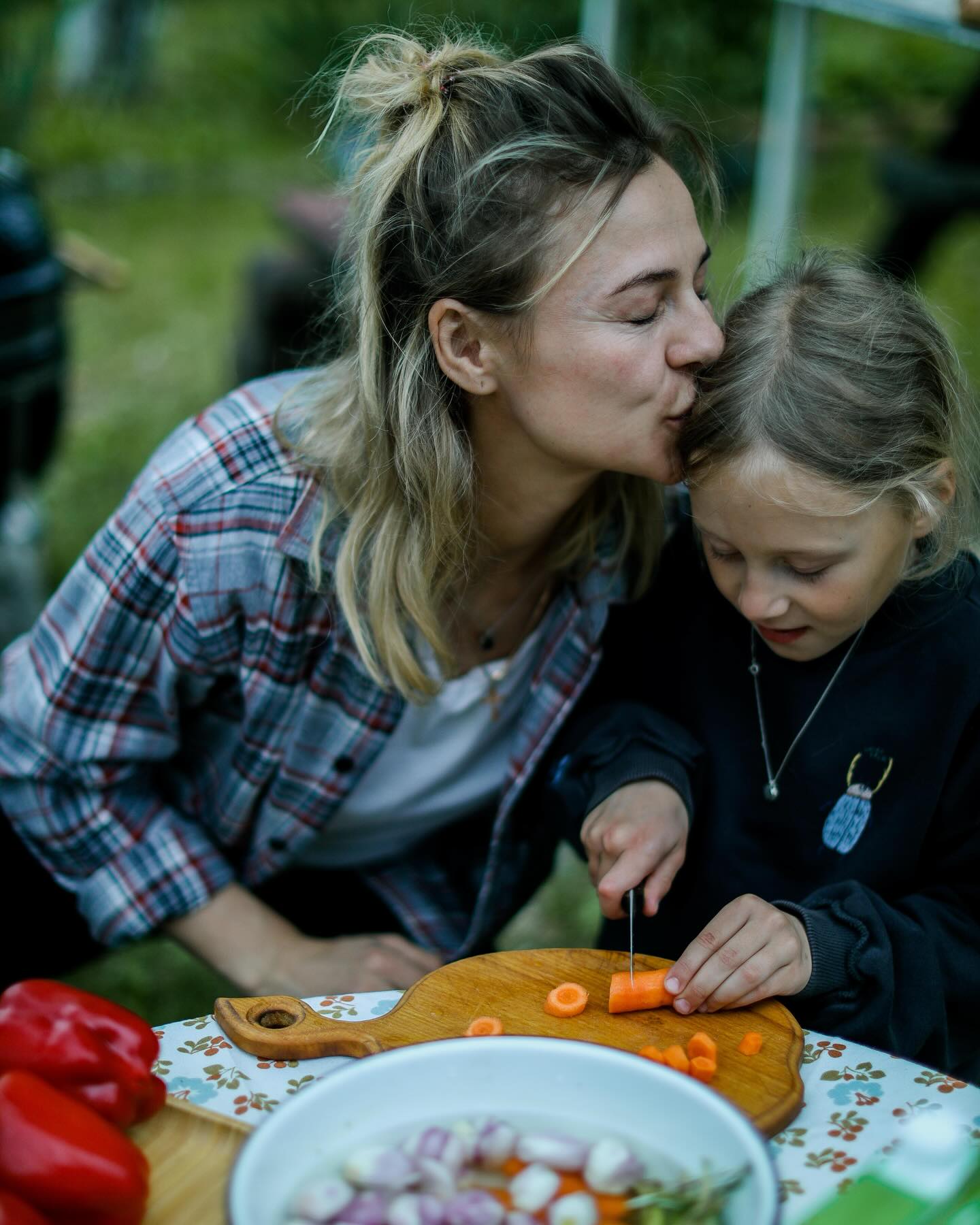Звезда "МастерШеф" откровенно рассказала, почему не хочет больше рожать детей