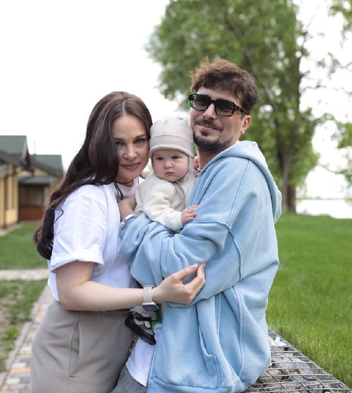 Ведучий-військовослужбовець Даніель Салем замилував відео з маленькою донечкою Позитива