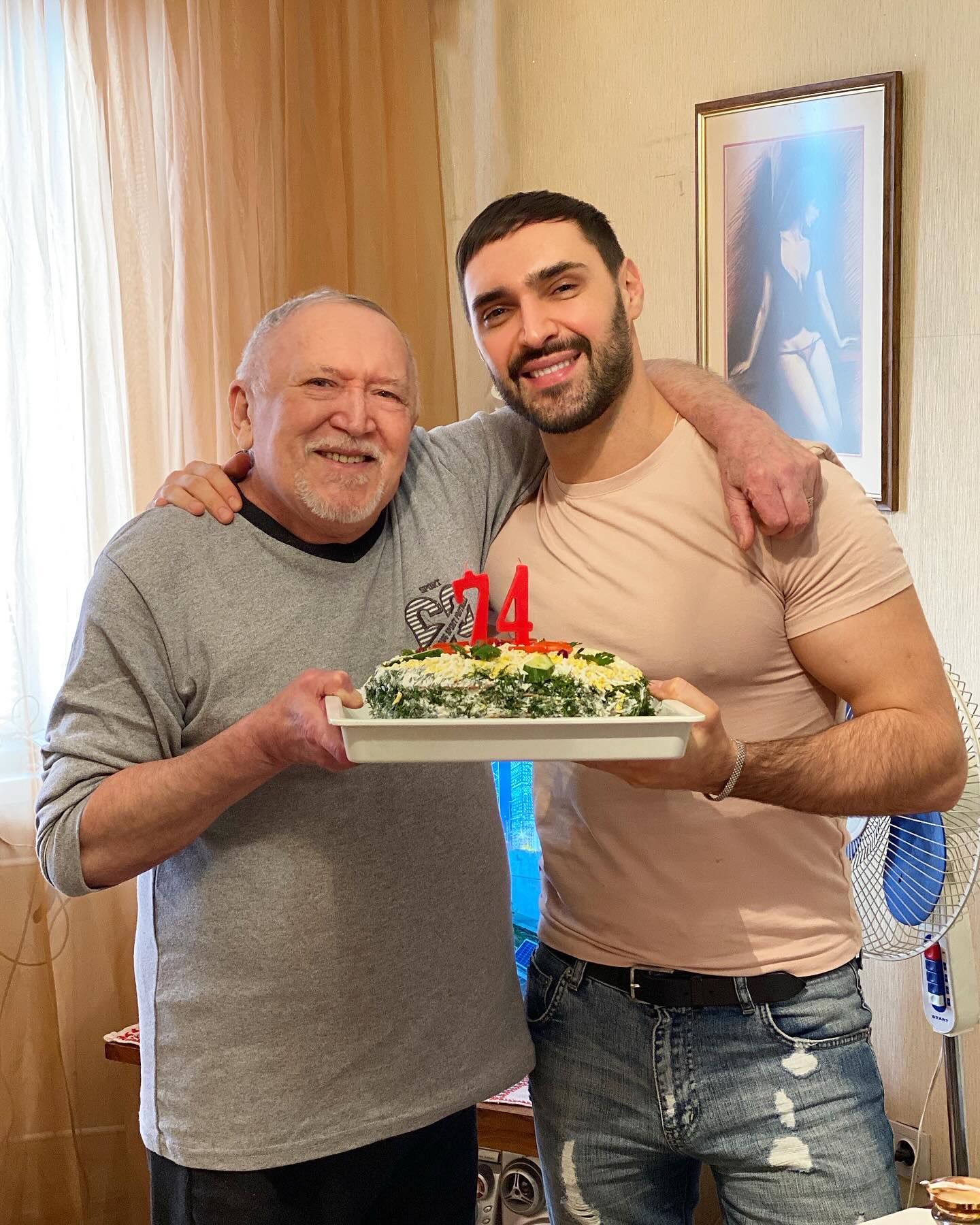 Козловский показал последние кадры с отцом, которого потерял 3 года назад: "Цените мгновения с родными"