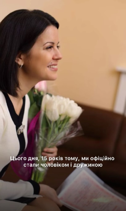 Марічка Падалко приголомшила архівними фото весілля з чоловіком, який зараз у ЗСУ