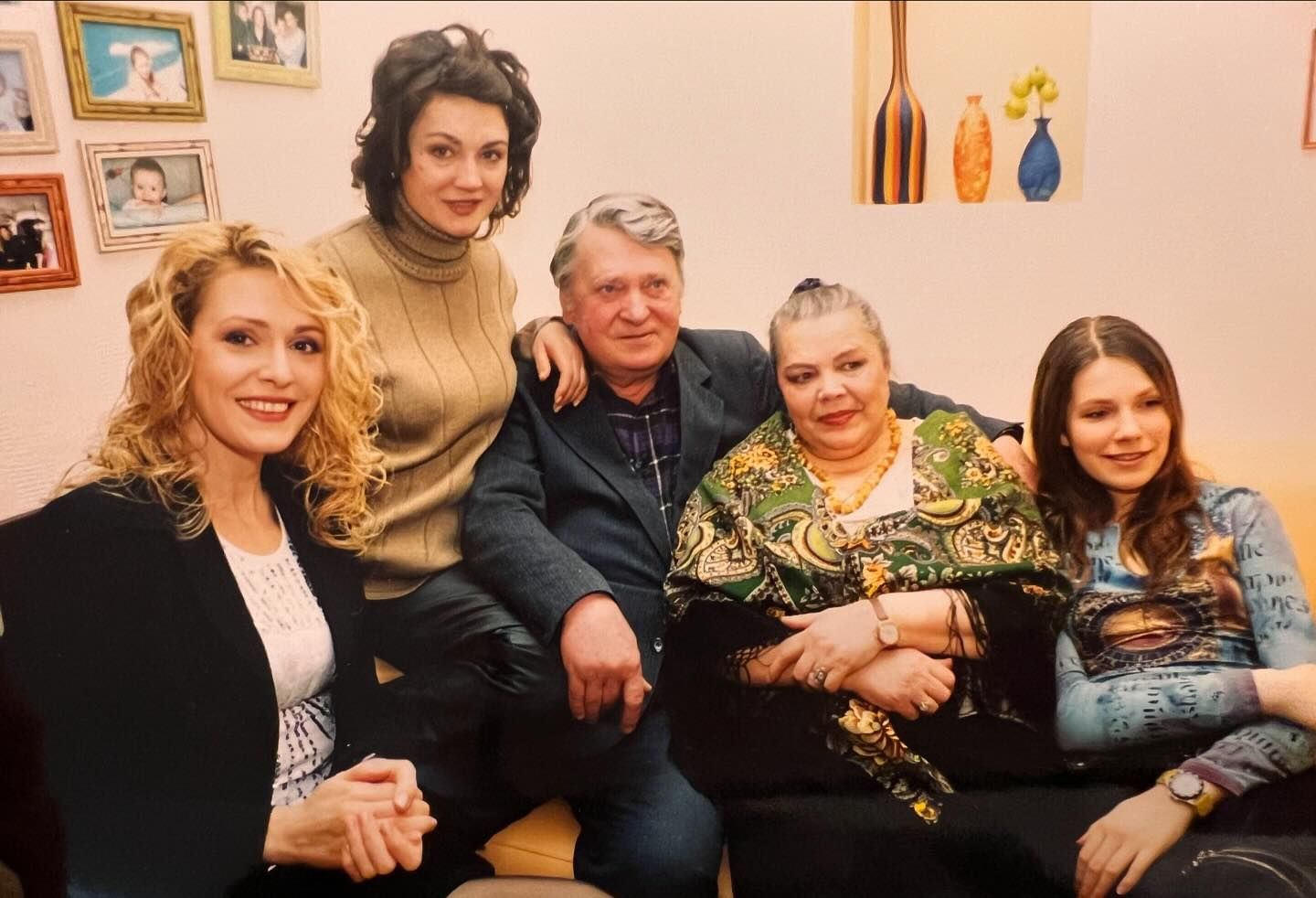 Ольга Сумская почтила память отца трогательными фото