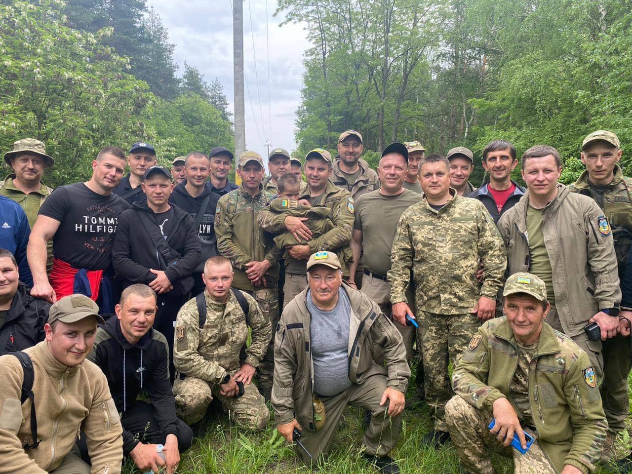 Під Харковом на четверту добу знайшли 2-річну Віолетту: перші фото зворушливого моменту