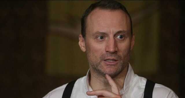 &quot;Ця темрява дуже надовго&quot;: актор Анатолій Білий покинув Росію після удару по Вінниці