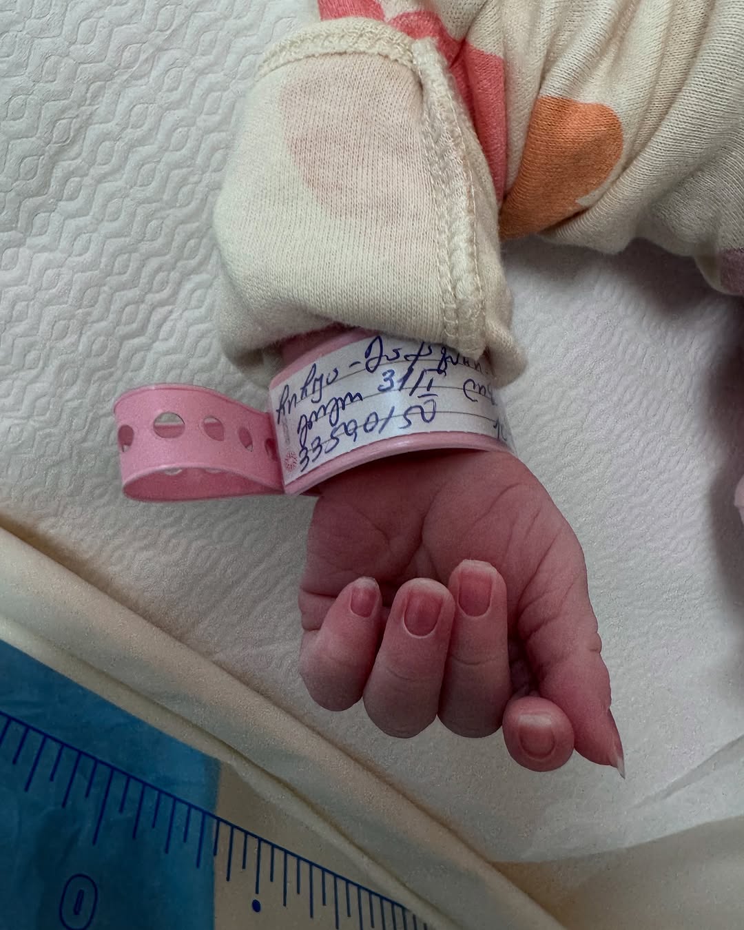 Бывший "Холостяк" Иракли Макацария впервые показал лицо 2-летнего сына: на кого он похож