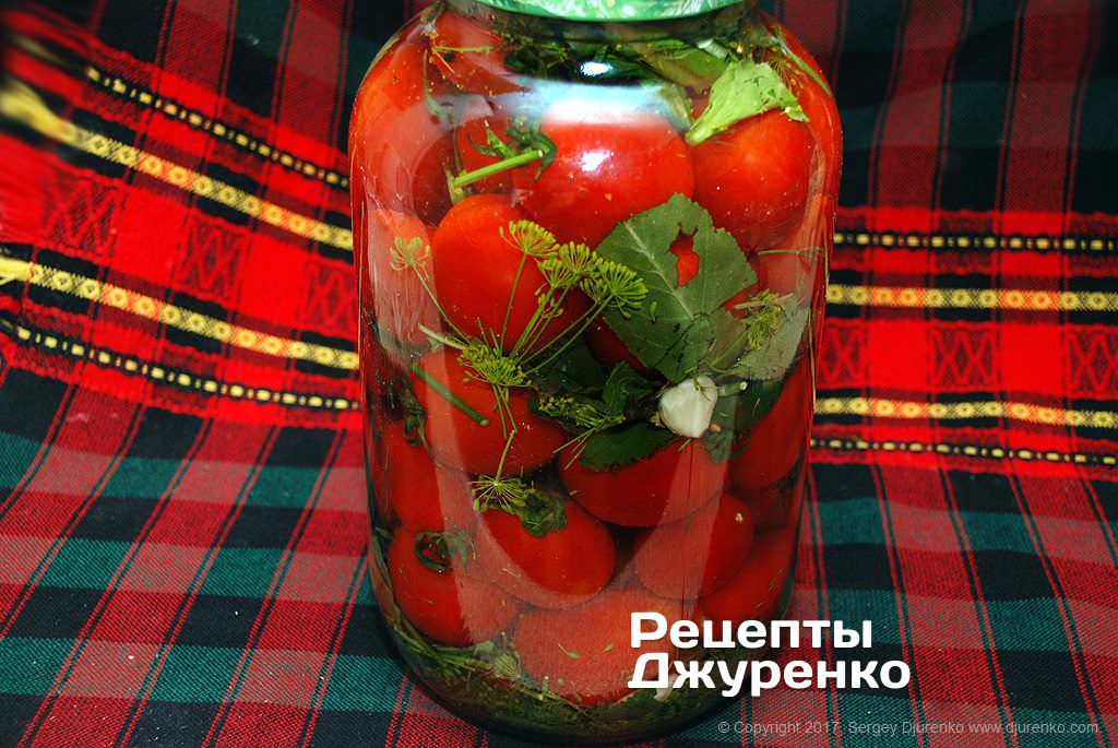 Квашені помідори, які довго зберігаються: розкритий секрет ідеальної закуски!