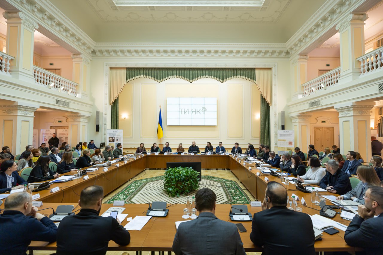 Олена Зеленська в елегантному вбранні показала нову символічну брошку