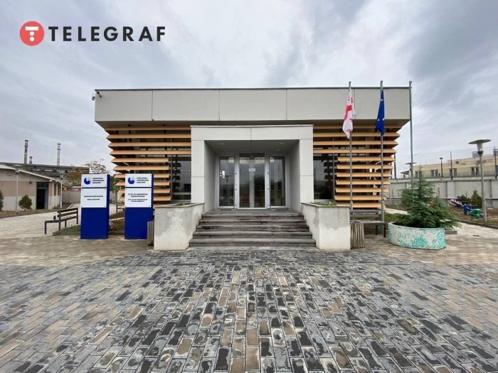 Журналісти показали, як виглядає в'язниця, в якій тримають Михайла Саакашвілі