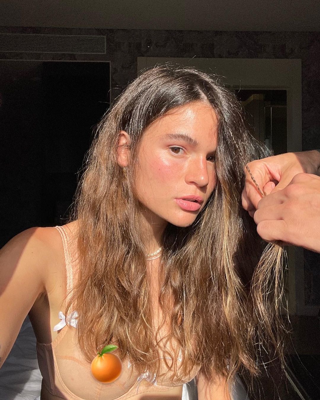 Дорофеева показала нежный поцелуй с новым возлюбленным: чувственное фото