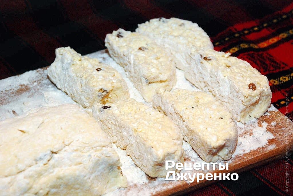 Кулінар поділився простим рецептом сирників, які виходять завжди