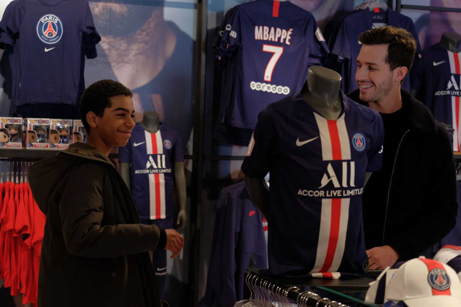 Лети зі мною: ось чому на цей фільм з онуком Бельмондо треба йти в кіно