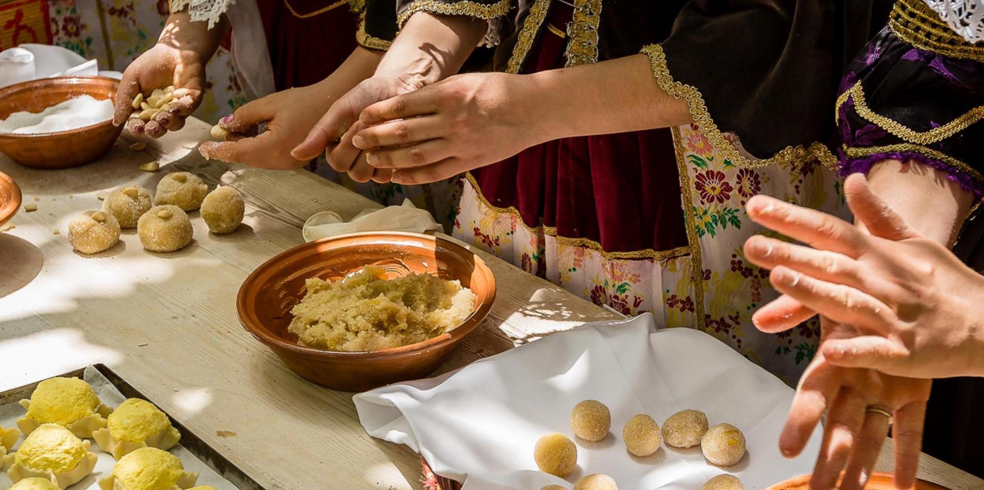 Люди из этого "райского" места живут 100 лет: 4 правила их жизни