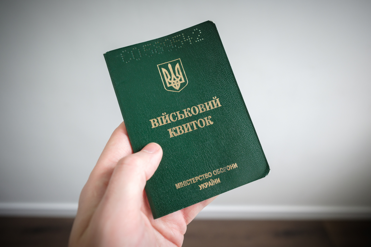 Могут ли призвать в армию, если не разрешает религия: ответ адвоката