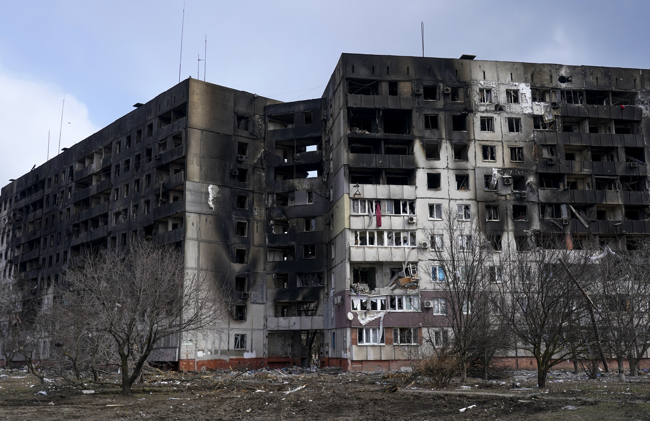 Эти кадры разрушенного Мариуполя должны увидеть во всем мире (фоторепортаж)
