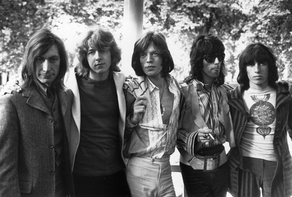 Барабанщик The Rolling Stones Чарли Уоттс умер в возрасте 80 лет