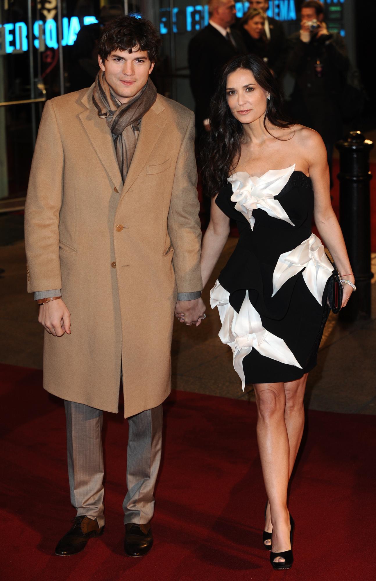 Все возрасты покорны: звездные пары, где женщина намного старше мужчины