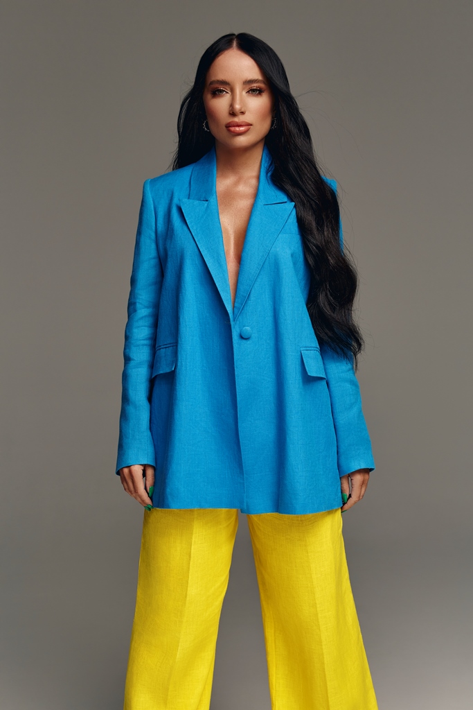 Українська співачка оспівала трагічну історію кохання (відео)