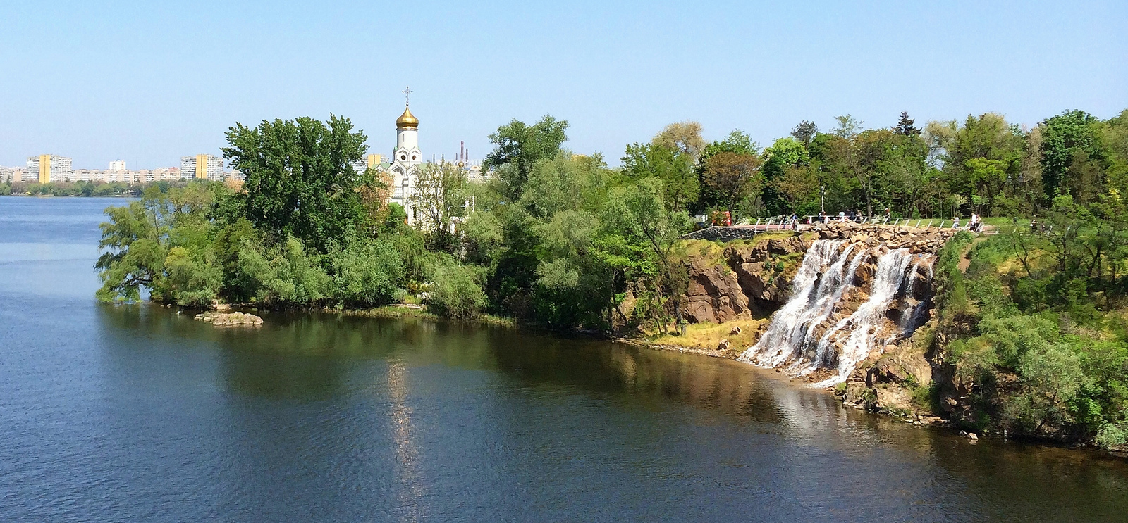 7 красивых островов Украины, которые сегодня можно посетить с семьей