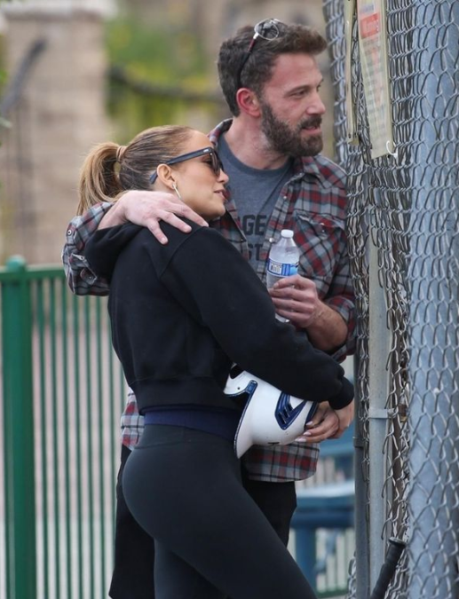 Бен Аффлек и Дженнифер Лопес тайно поженились: история любви звезд