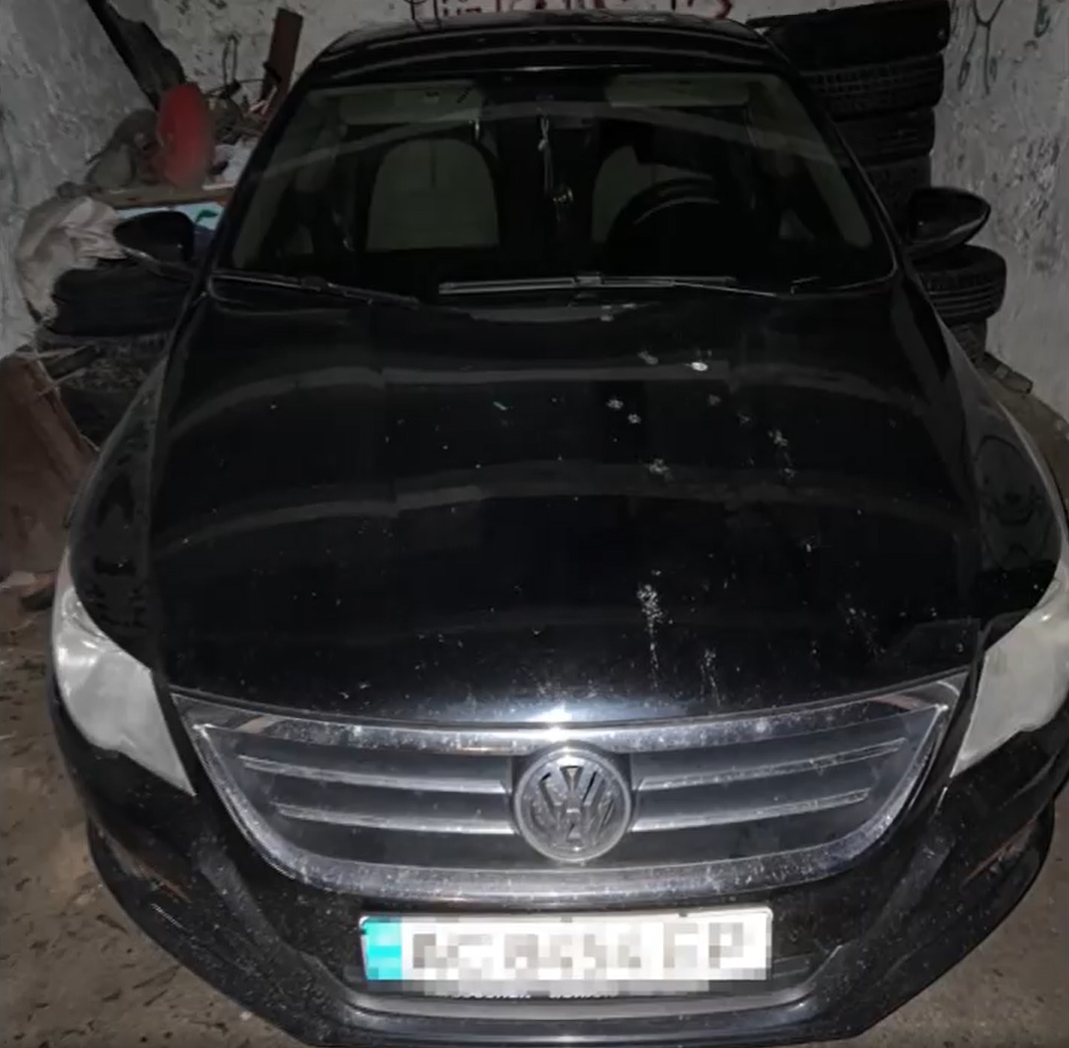 Пограбували дім захисника України, який воює на фронті: поліцейські зловили цинічних злодіїв
