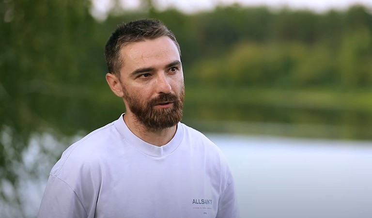 Фіналіст "Холостячки" розповів про стосунки з Мішиною: "Спілкуємось як друзі"