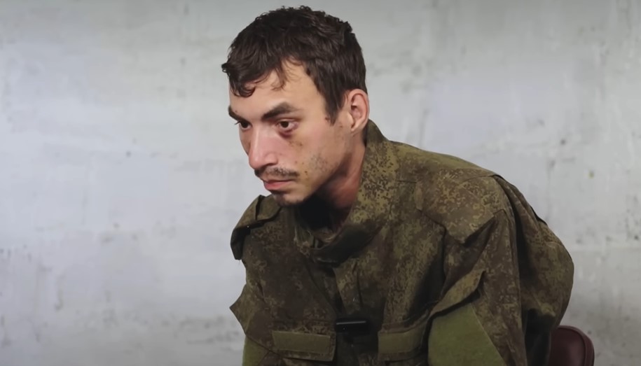 Рэпер-военнослужащий Ярмак встретился с российским пленным, который оказался его фанатом (видео)