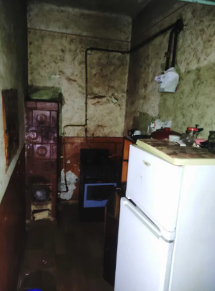 З радянськими меблями і без туалету: як виглядає найдешевша квартира для оренди у Львові (фото)