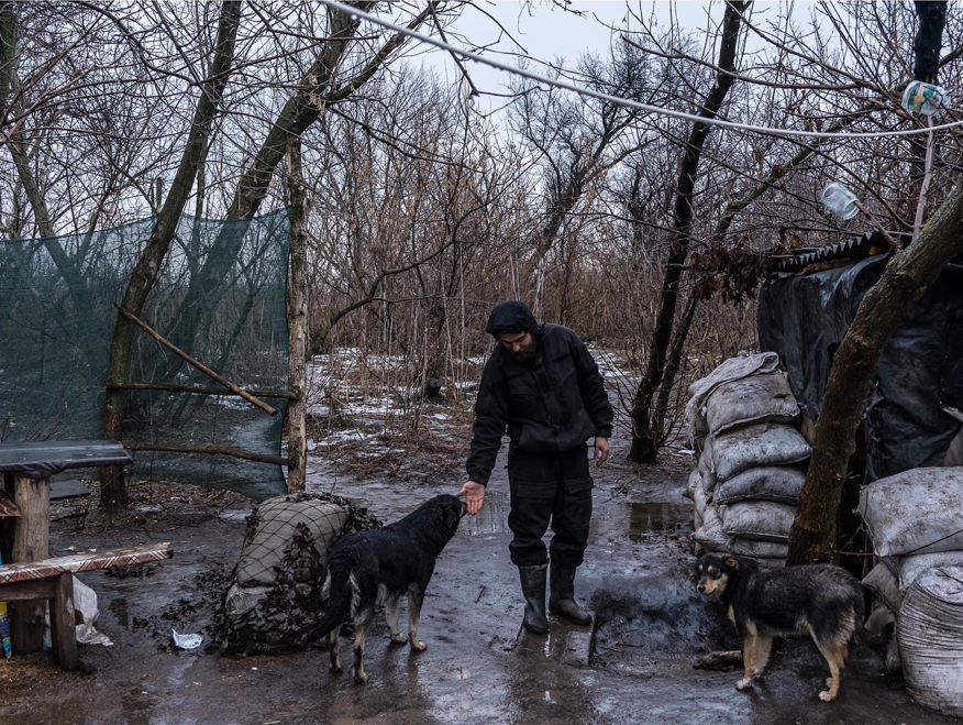 Фотопроект The New York Times о том, как живут украинцы на фоне агрессии РФ. Без скандала не обошлось