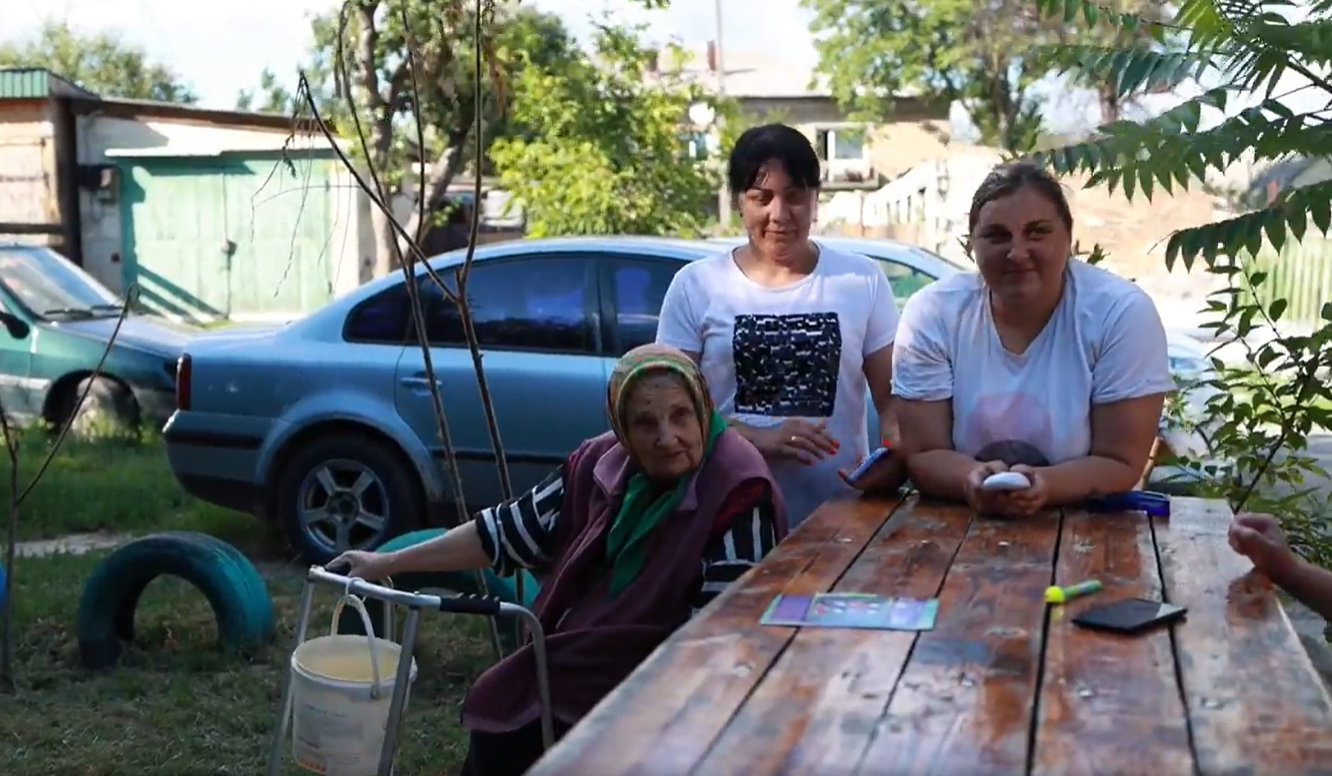 &quot;Такого безчинства не було!&quot; Послухайте, що 92-річна українка говорить про війни Гітлера і Путіна