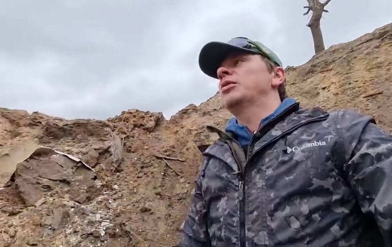 Истребители сбрасывали бомбы и возвращались снова: видео уничтоженной Черниговской области