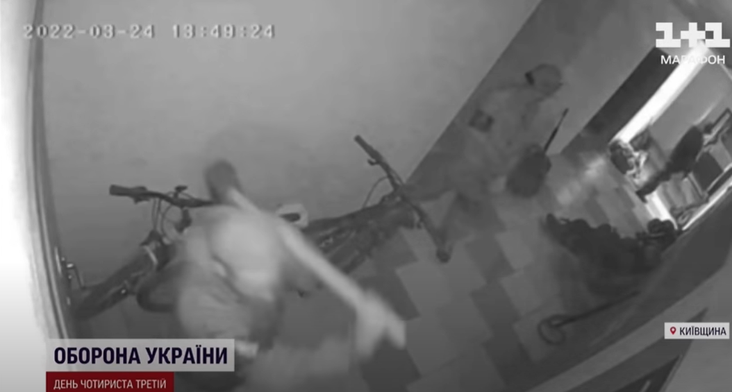 Жители Ирпеня самостоятельно почти с нуля восстановили 18-этажку. Смотрите, как было и как стало