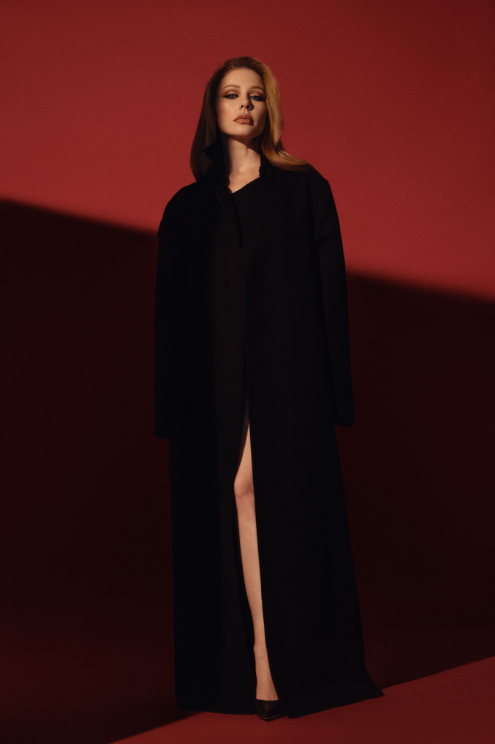 Пристрасна Тіна Кароль знялася у жіночній фотосесії для Vogue