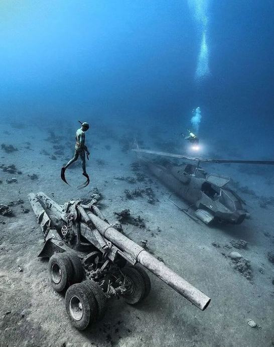Танки і бойові машини на морському дні. Ось як виглядає підводний військовий музей (фото)