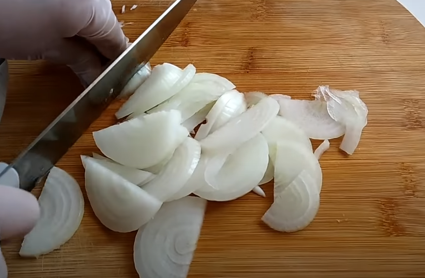 Салат взимку зі свіжих літніх овочів: рецепт та спосіб консервування