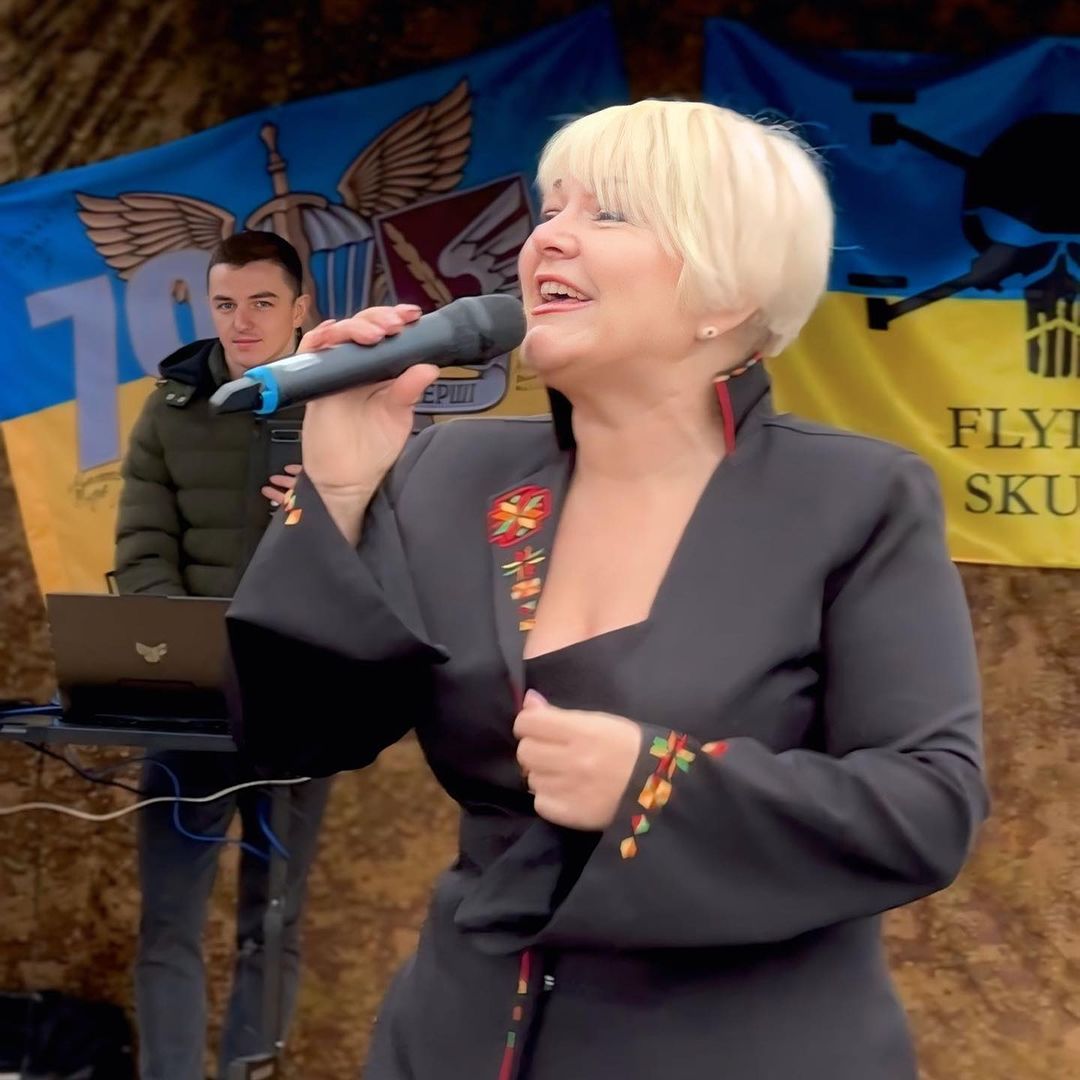 Що стало з Оксаною Пекун - співачкою, яка заявляла, що "не цікава пресі"