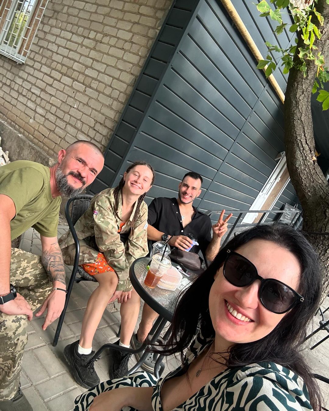 "Мечтаю повторить": Витвицкая в 1000-й день войны показалась со своим любимым-военным