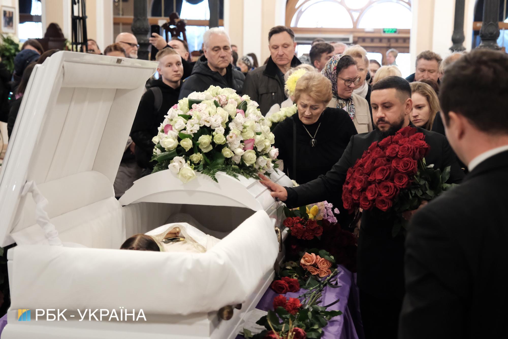 Предатели-"кролики" Данилец и Моисеенко, поддержавшие войну в Украине, неожиданно попрощались с Ниной Матвиенко