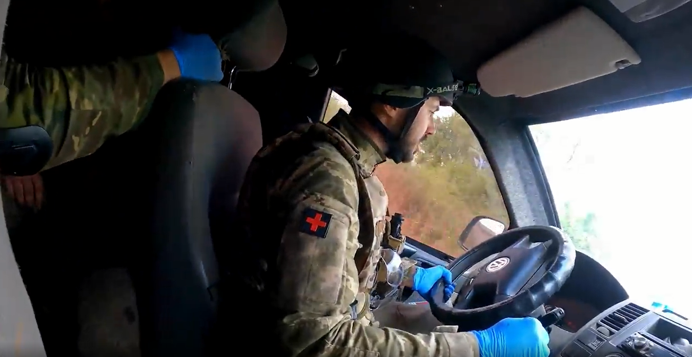 Тарас Тополя показал, как спасает украинских воинов с передовой (видео)