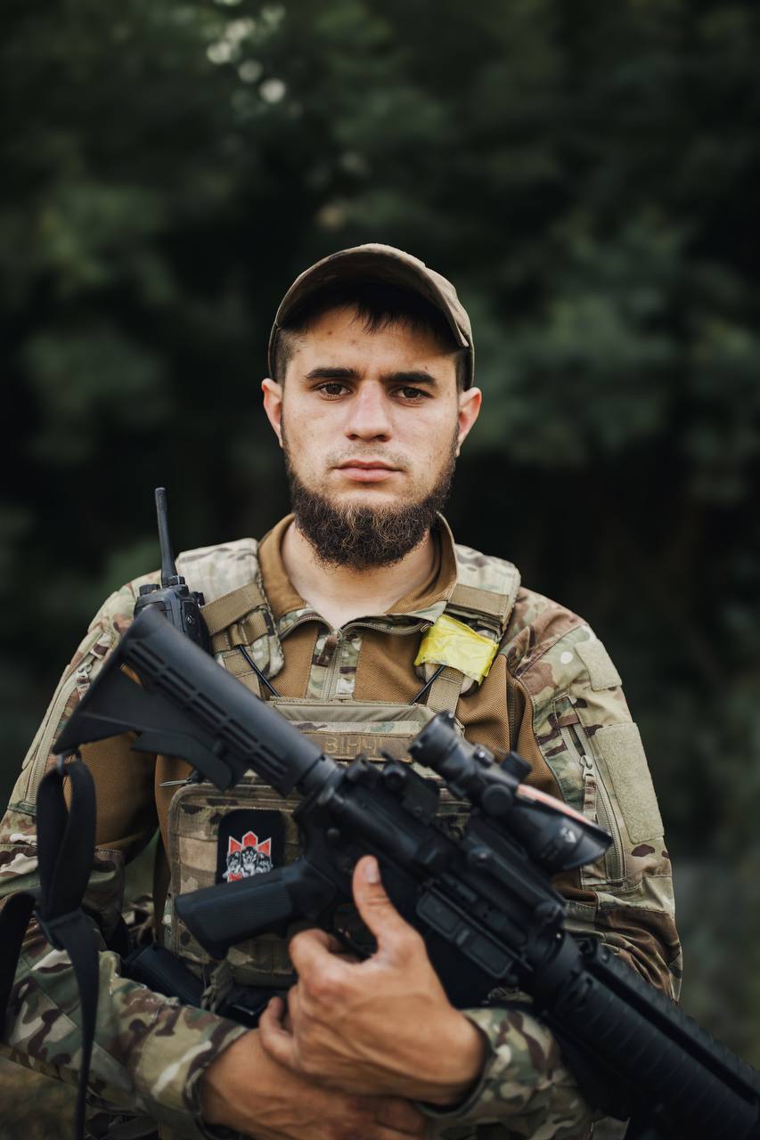 Выдающиеся черты павшего воина Да Винчи. Он успел показать, каким должен быть герой