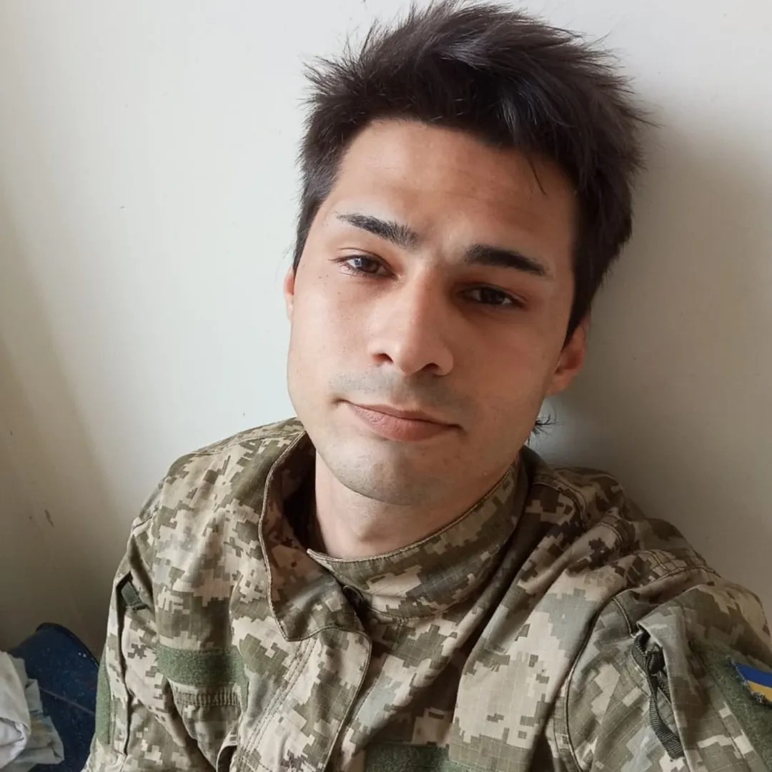 "Жорстко мобілізували". Співак Микита Ломакін показався у формі і розповів, куди зник