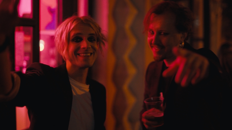 Український гурт записав пісню-звернення до людей, що були змушені виїхати за кордон