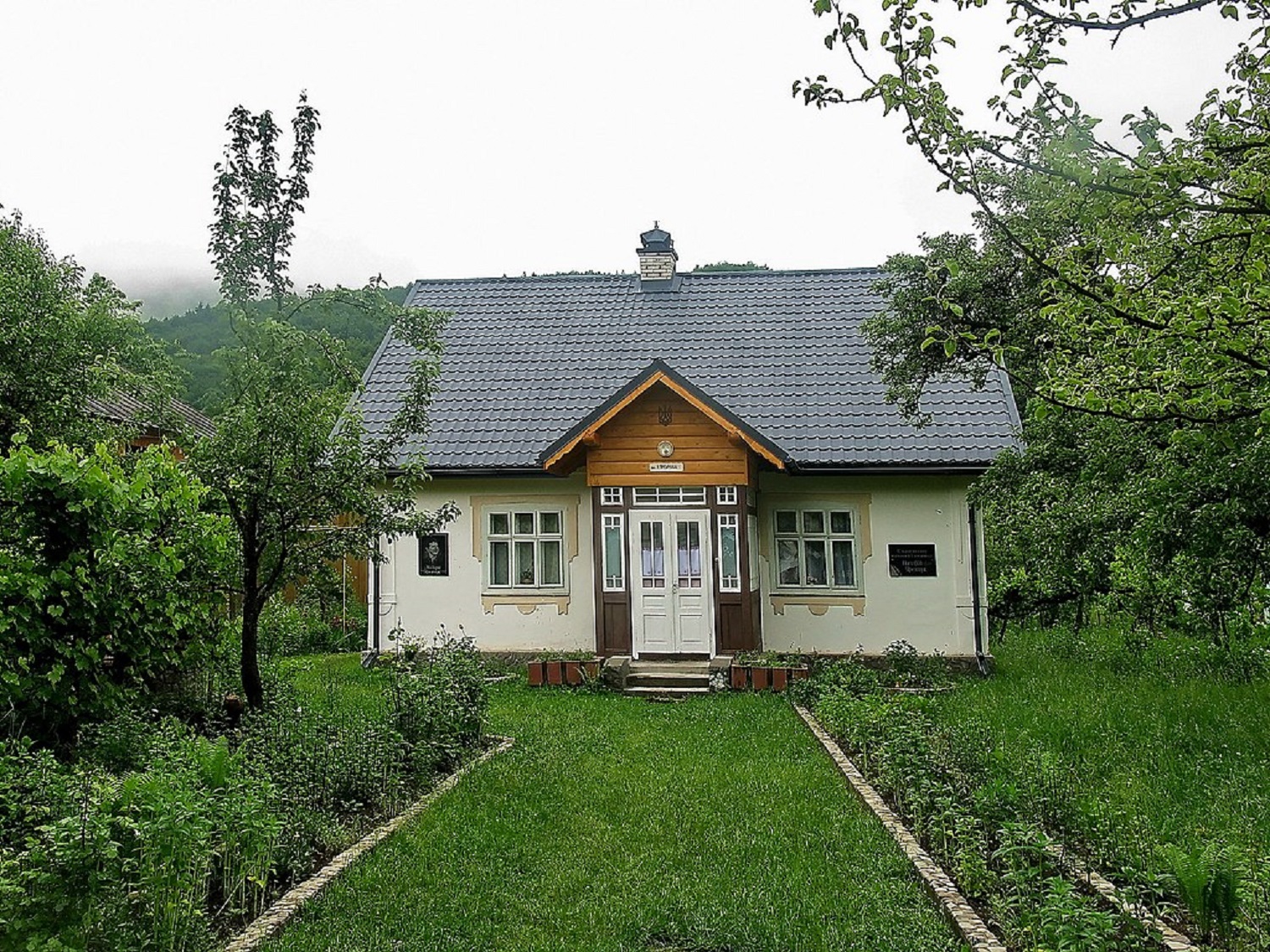 Буковинська Вижниця: як відвідати безліч туристичних цікавинок в одному місці