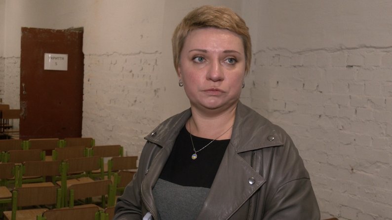 "Дышать было нечем": в Луцке ученики два часа провели в затопленном укрытии
