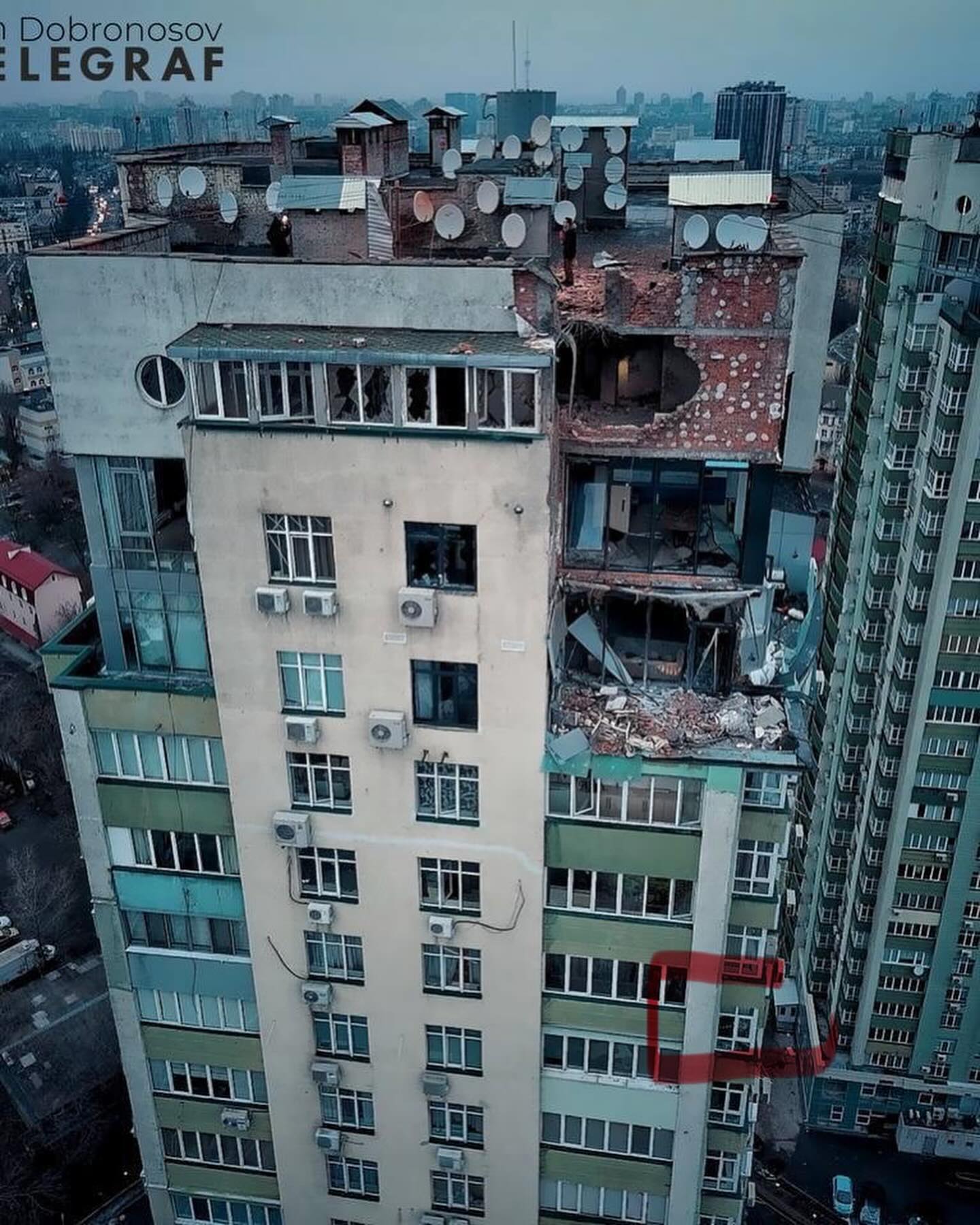 Відійшла стіна. Українська акторка ледь не лишилася без квартири через влучання "шахеда"