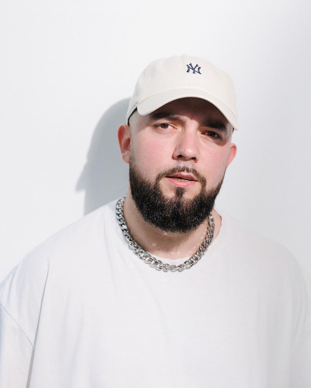 Дивіться емоційне відео на нову пісню автора хіта "Закоханий"