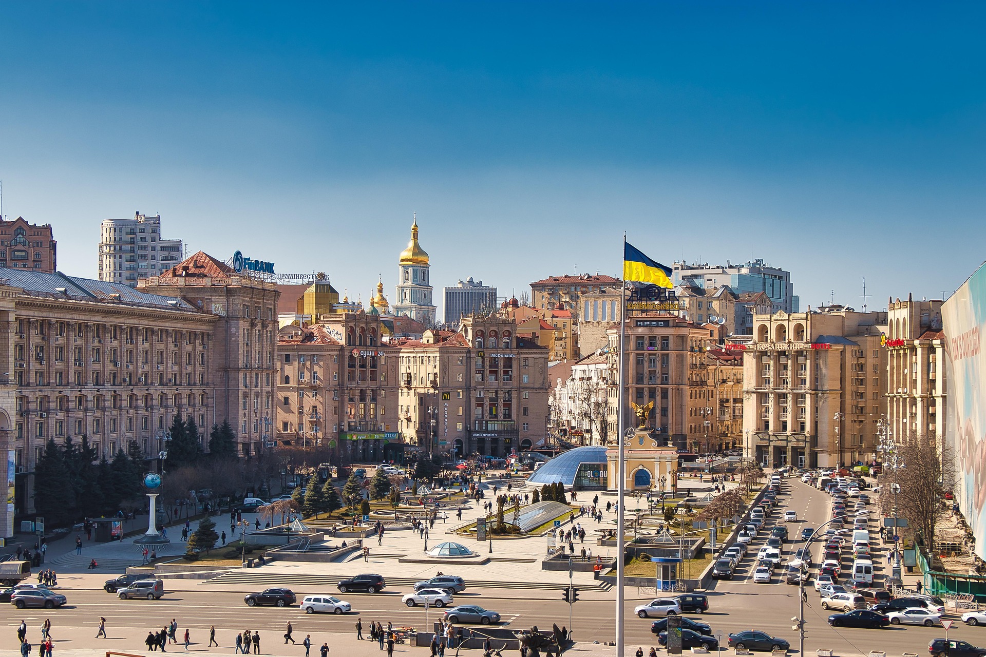 Какие 8 вещей иностранным туристам советуют не делать в Украине, а их это удивляет